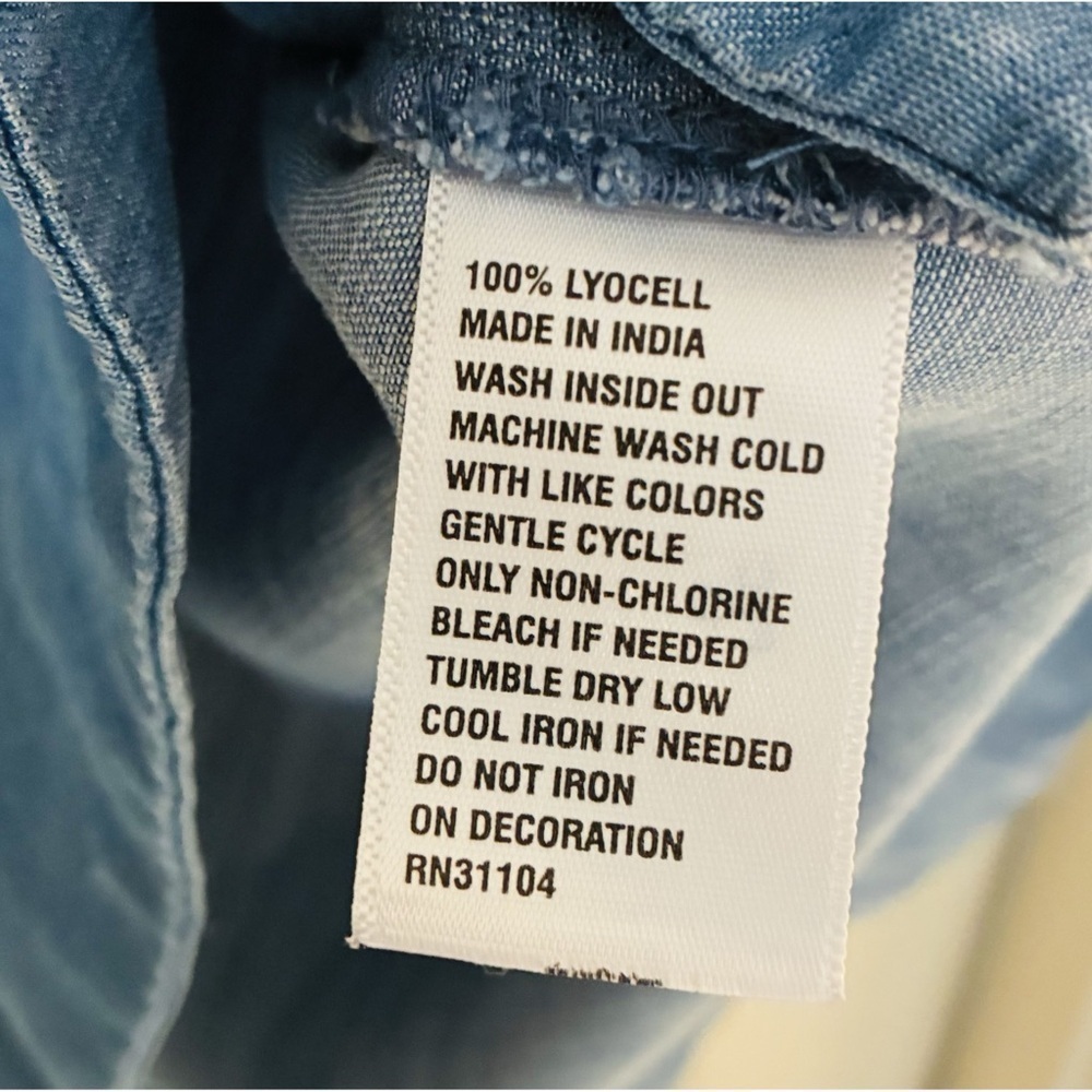 Crown & Ivy Soft Blue Lyocell Tencel Denim Button Down Shirt Silver Stripe Large - Picture 6 of 8
